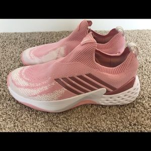 K-Swiss Women’s Aero Knit Tennis Shoes